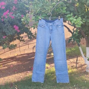 Levi's Classic Blue Women's Jeans 525 Bootcut